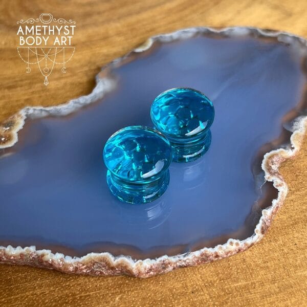 13mm Light Blue Honeycomb Double Flared Glass Plugs - Image 3