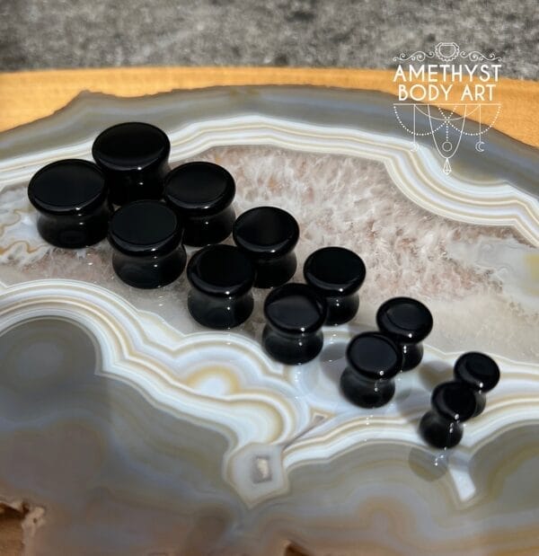 Onyx Stone Double Flared Plugs - Image 2