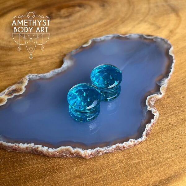 13mm Light Blue Honeycomb Double Flared Glass Plugs - Image 2